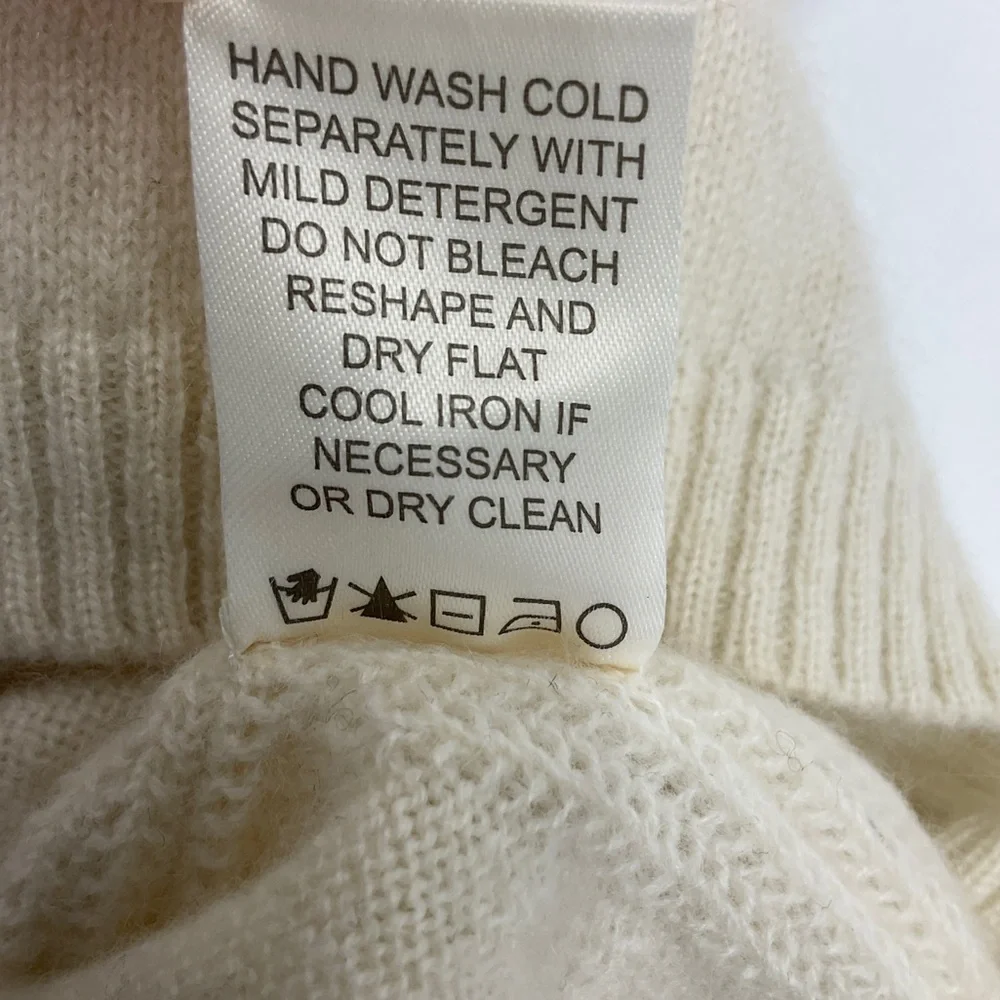 InCashmere ivory sweater